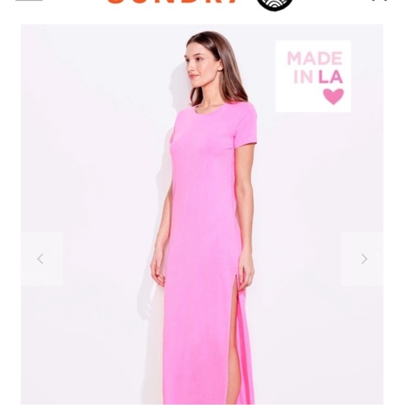 Sundry Dresses & Skirts - Sundry Short Sleeve Maxi Dress With Slit Small Pink